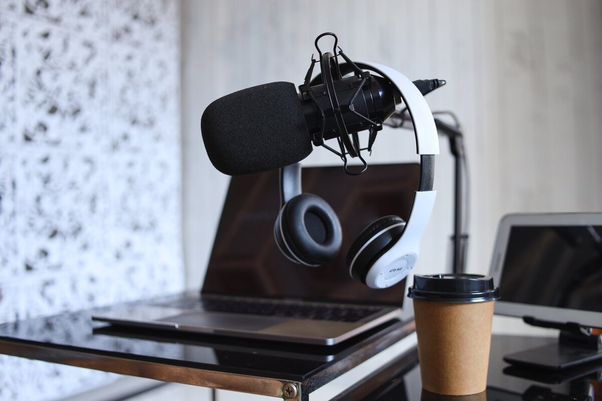 City to support local business podcast