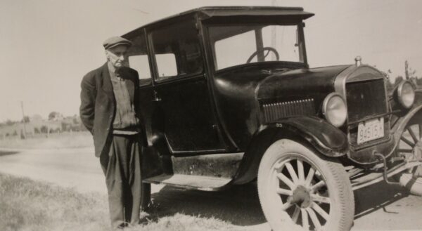 Stanley Dayton. Photo courtesy of Kawartha Lakes Museum and Archives.