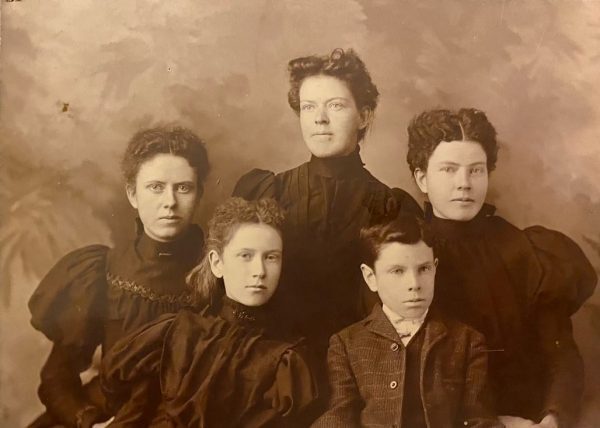 The Torrey family, 1890s: Flora, Mary, Catherine, Isabella and John A. Absent: George, Jessie and Margaret.