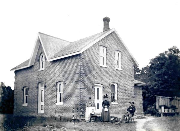 The Hilton Family of Hilton’s Point Road, Laxton